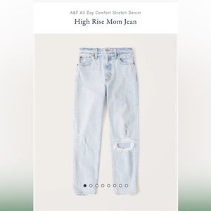 Abercrombie and Fitch mom jeans